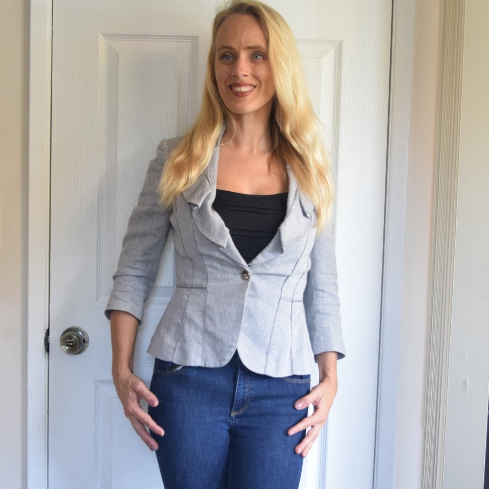 White House Black Market Grey Blazer 00 NWOT